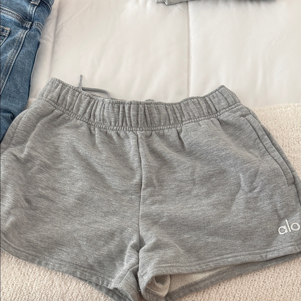 ALO Yoga Heather Gray Lounge Shorts